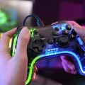 ÷ Gamepad mars gaming conexion usb-a / usb-c multiplataforma 20 botones rgb neon vibraci?n haptica dua